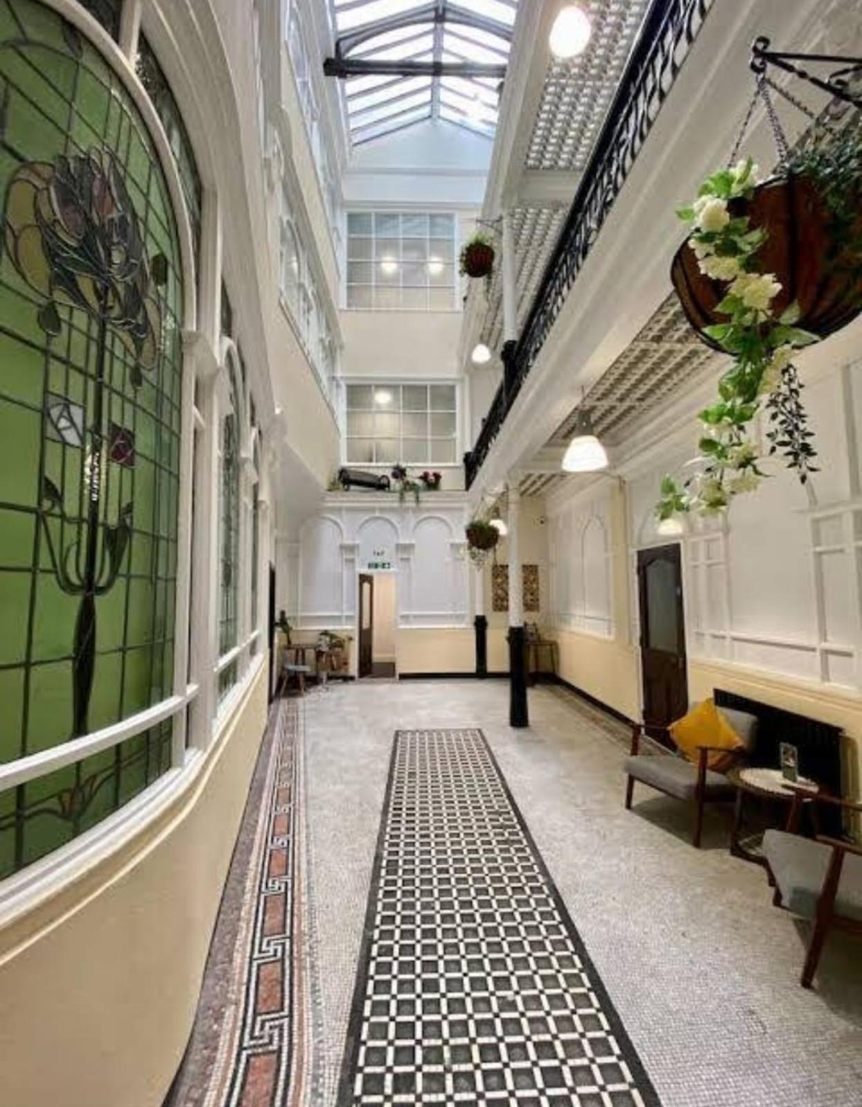 Liverpool Gem: Cozy Studio Retreat Exteriör bild