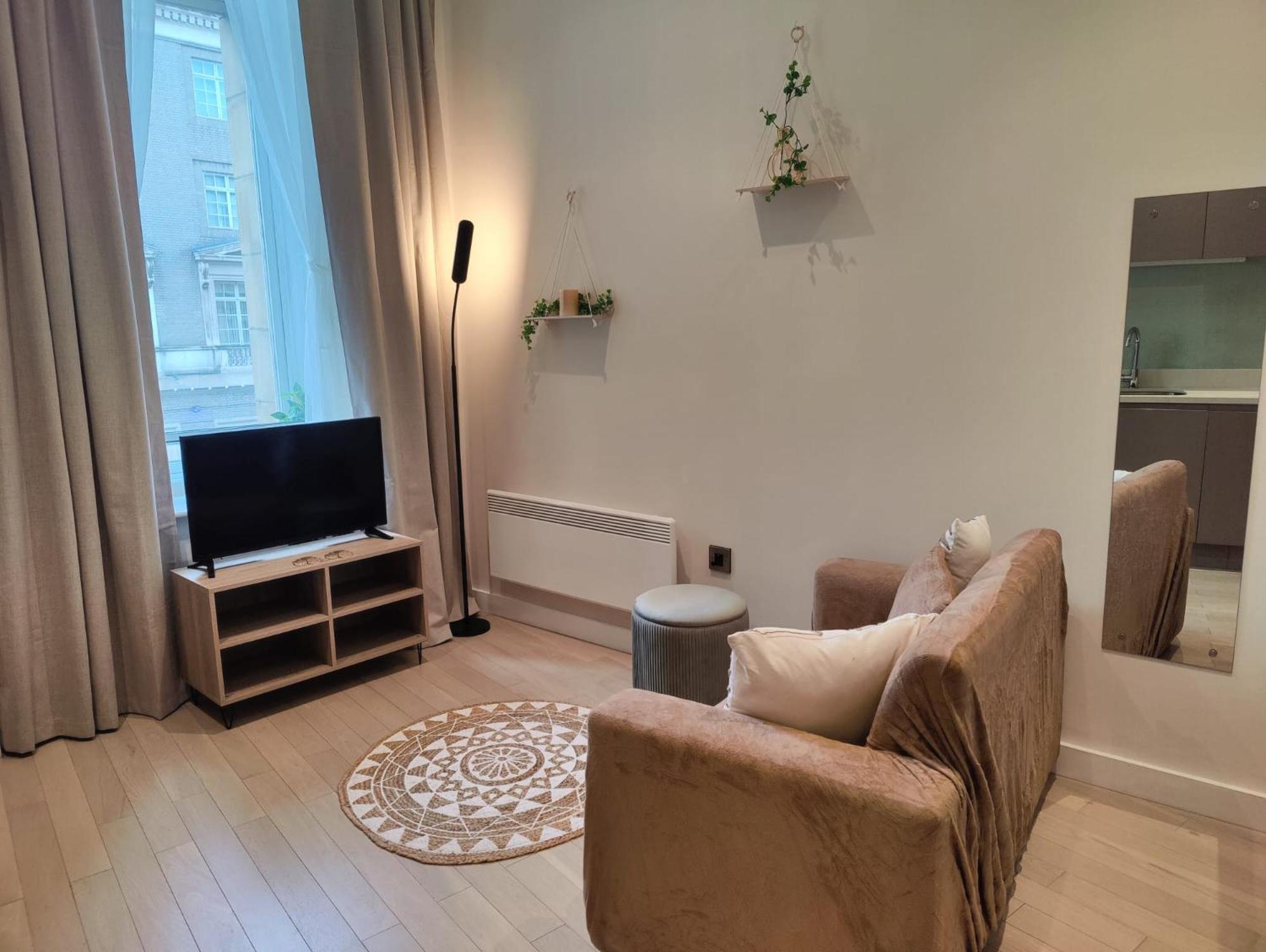 Liverpool Gem: Cozy Studio Retreat Exteriör bild