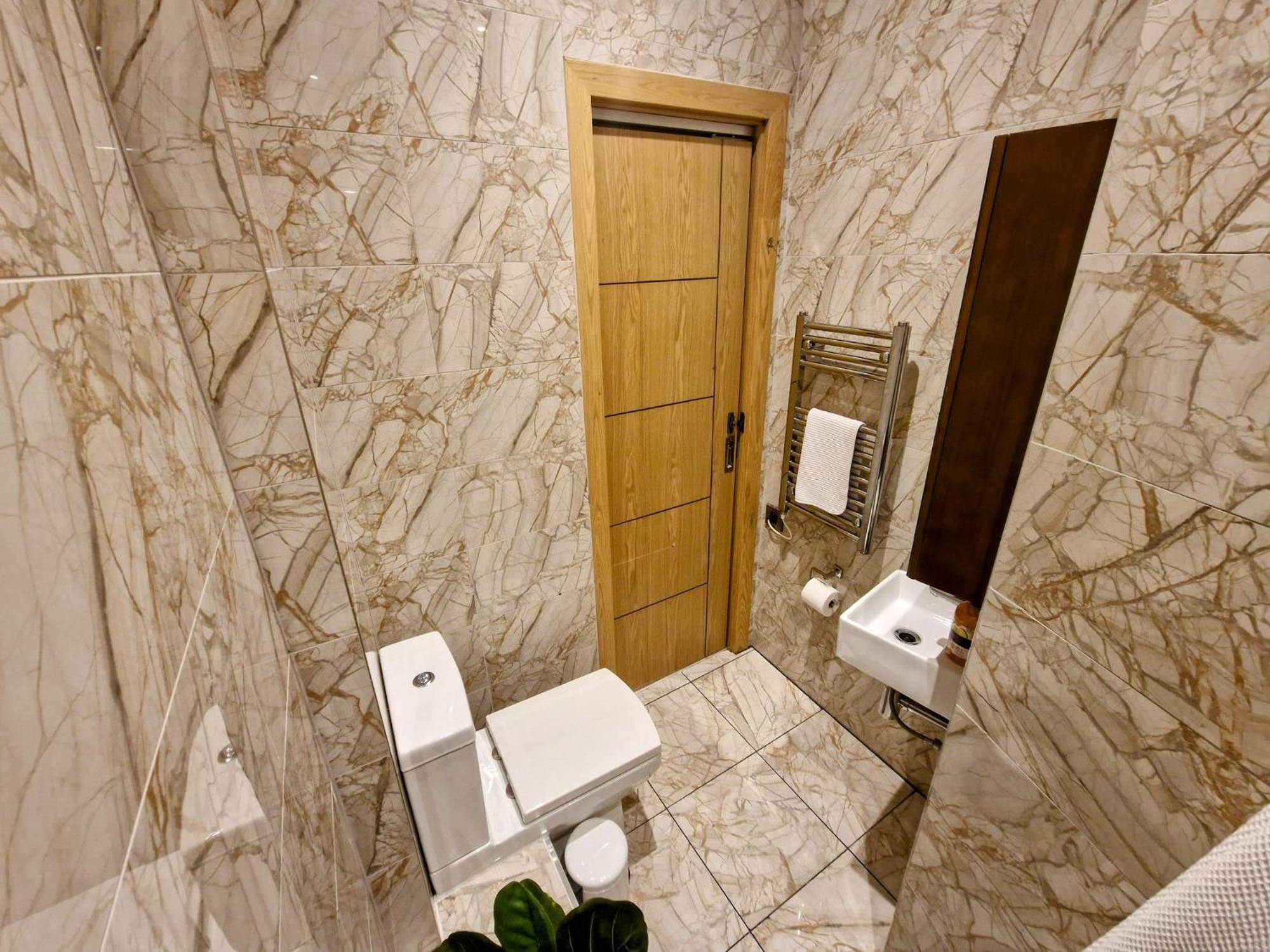 Liverpool Gem: Cozy Studio Retreat Exteriör bild